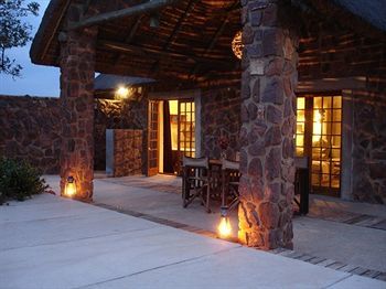 Abloom Bush Lodge & Spa Retreat Куллинан Экстерьер фото